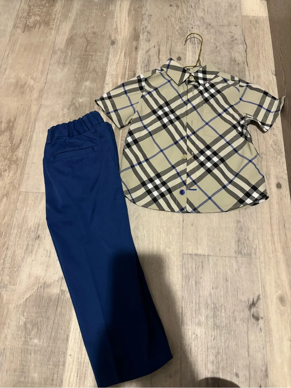 Burberry classic plaid